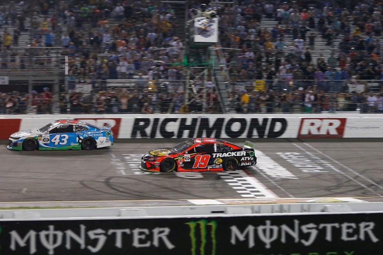 Full schedule for NASCAR iRacing with professional