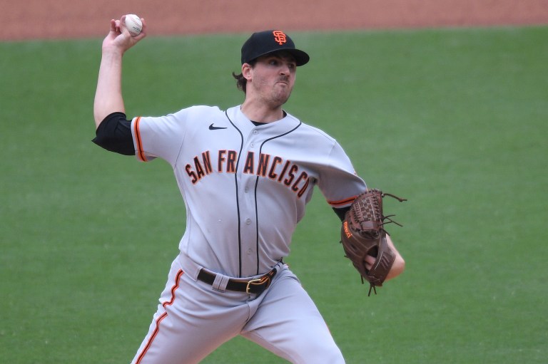Moneyline pick, best player prop for Padres vs. Giants on Saturday