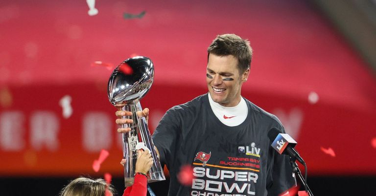 Who won the Super Bowl last year in 2021?