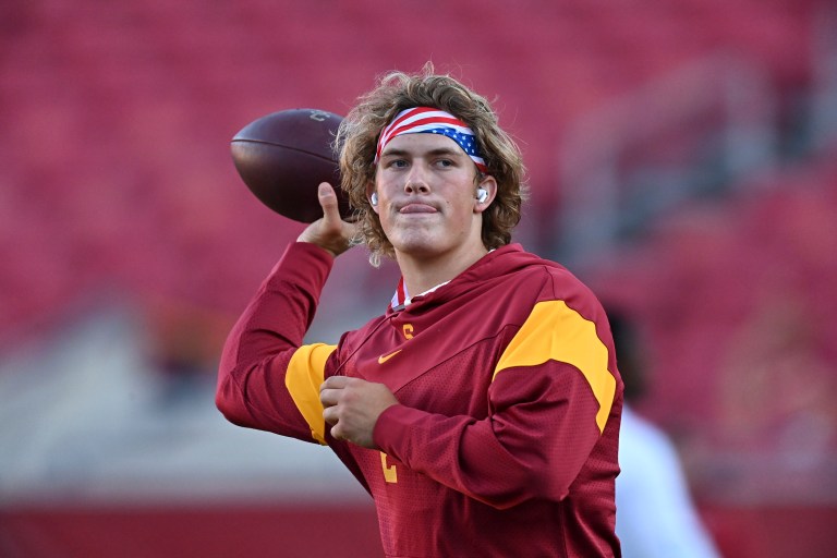Heisman Trophy odds for Jaxson Dart, stats, projections, and more