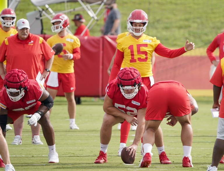 Chiefs projected depth chart, fantasy football impact for 2022 NFL season