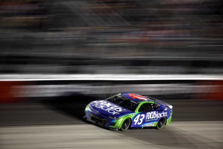 NASCAR qualifying start time: What time is qualifying for Hollywood Casino 400