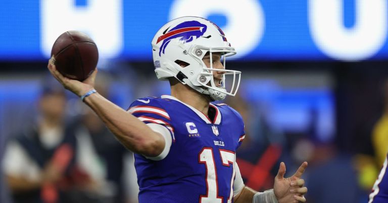 NFL Week 2 QB Rankings, Start, Sit, Streams | 2022 Fantasy Football Rankings