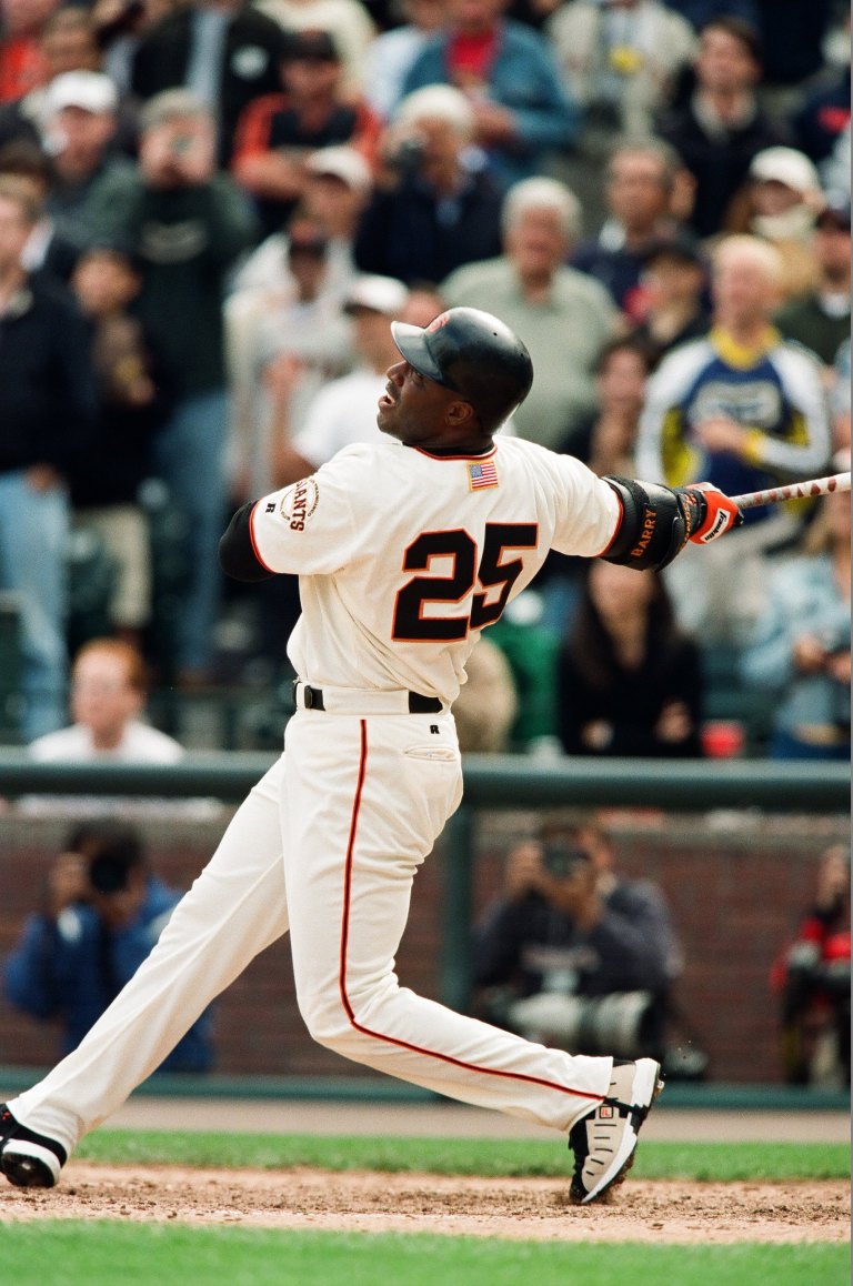 Who was the last player with at least 60 HRs? How many players have accomplished the feat?