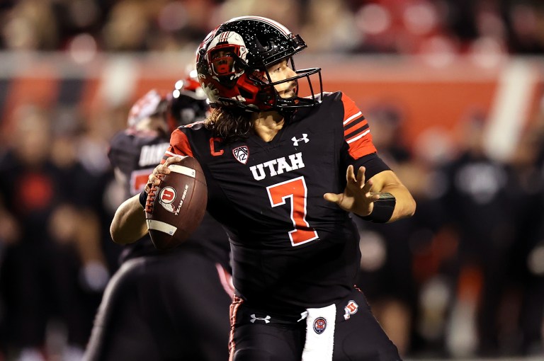 College bowl game eligibility: Tracking which teams have clinched a 2022 bowl game berth