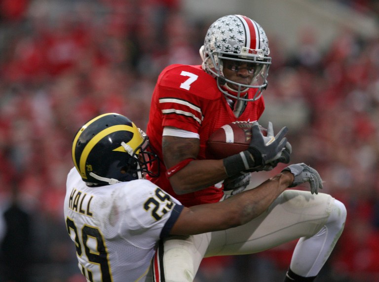 When was the last time both Michigan and Ohio State were undefeated for rivalry game?