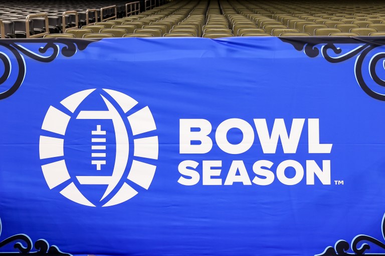 NCAA allows redshirts to play in bowl games for 2022