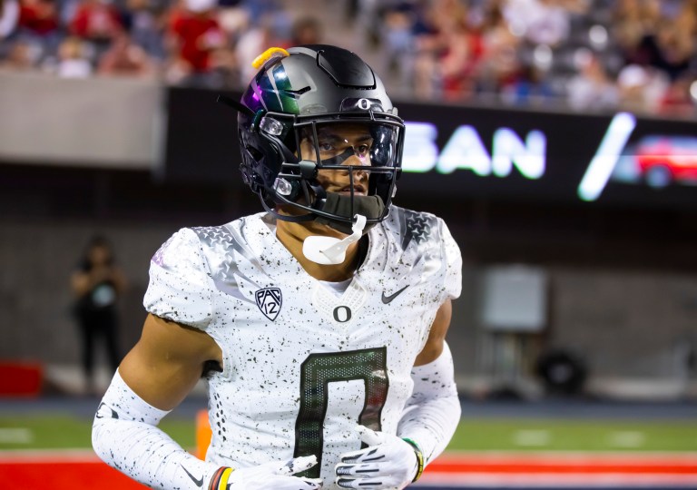 Players that have opted-out or are injured for Oregon in Holiday Bowl