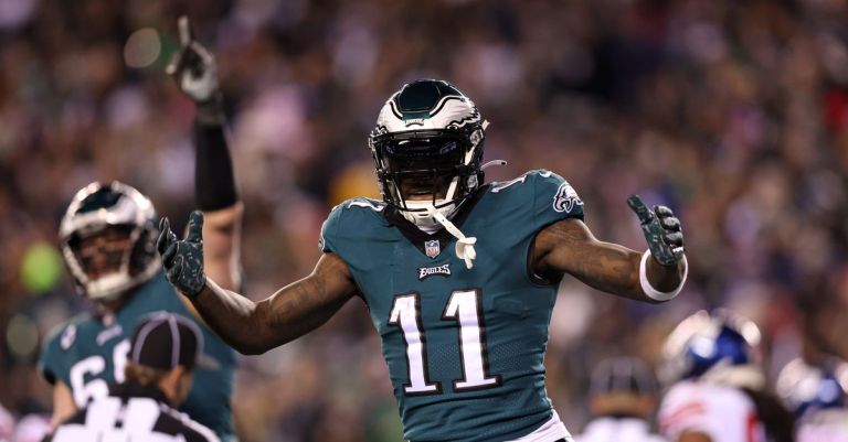 What uniforms will the Eagles wear in Super Bowl 57?