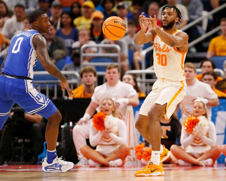 Who is Tennessee playing in the Sweet 16 of the 2023 NCAA Tournament bracket?