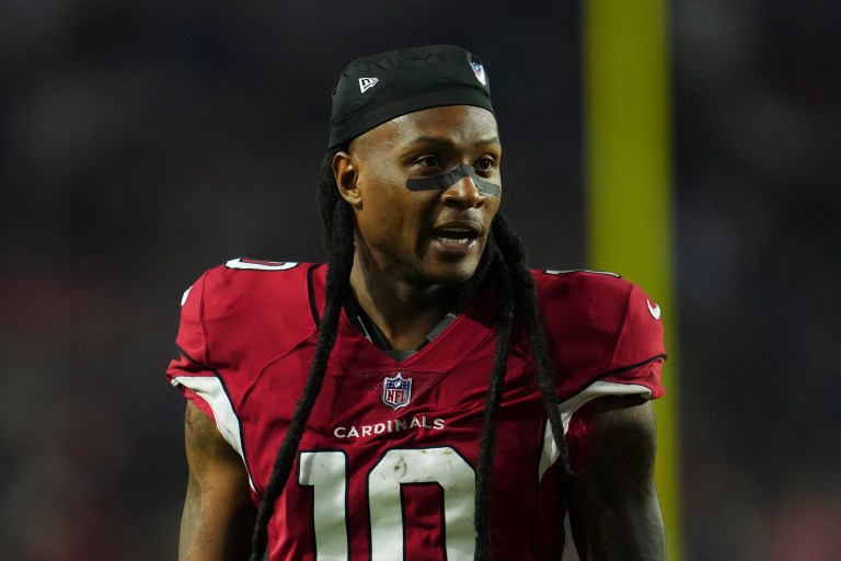 Report: Free agent WR DeAndre Hopkins visiting the Titans on Sunday