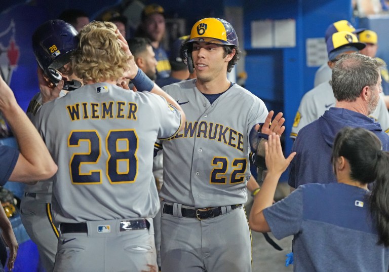 Picks, predictions for Brewers vs. Blue Jays on Thursday, June 1