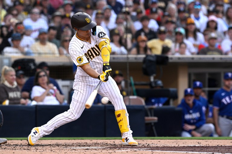 Picks, predictions for Rangers vs. Padres on Sunday, July 30