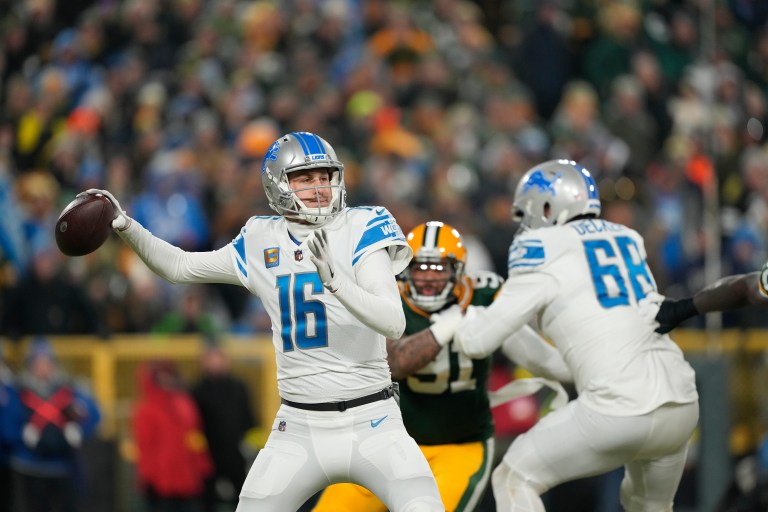 Deep sleepers to consider at quarterback for 2023 fantasy football drafts