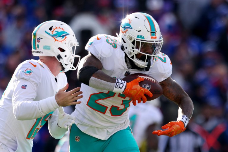Fantasy football sleepers: Dolphins RB Jeff Wilson Jr.