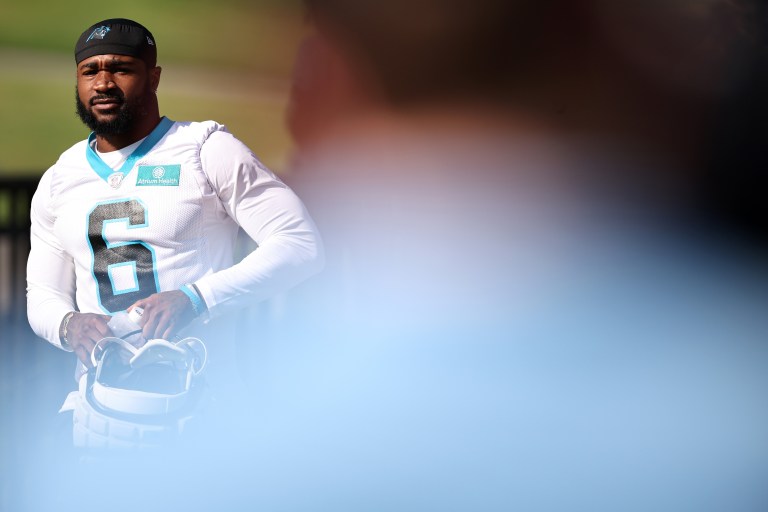 Panthers RB Miles Sanders tweaks ‘something’ during Saturday practice