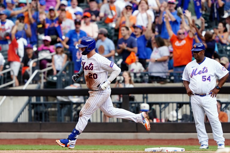 Top MLB DFS stacks on DraftKings for Thursday, August 17