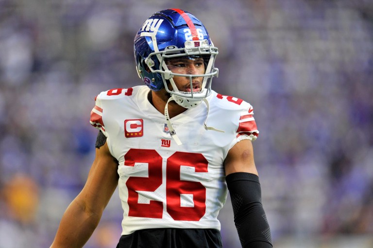 Saquon Barkley vs. Bijan Robinson: Fantasy football showdown