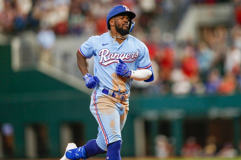 Pick on the Moneyline for Rangers-Giants on August 11