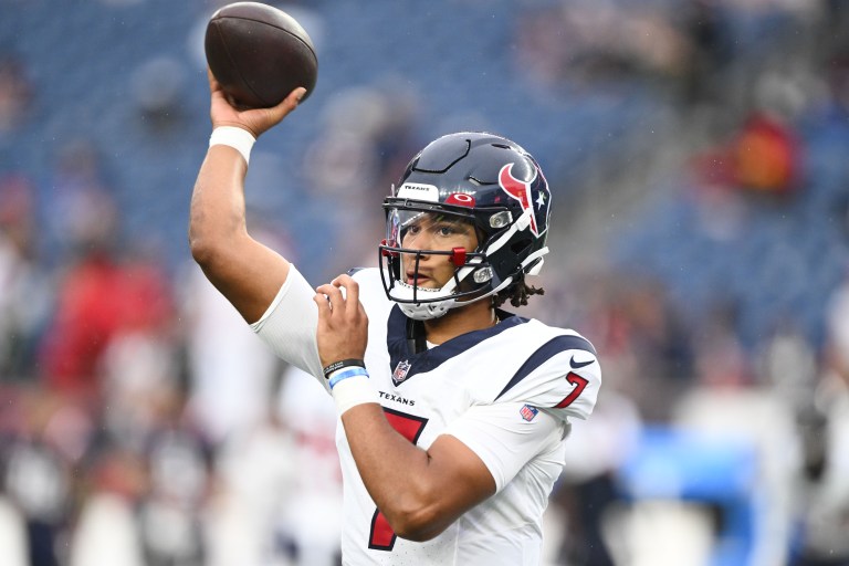 Texans QB CJ Stroud throws interception on first drive against Patriots [VIDEO]