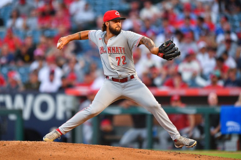 Picks, predictions for Cubs vs. Reds on Friday, September 1