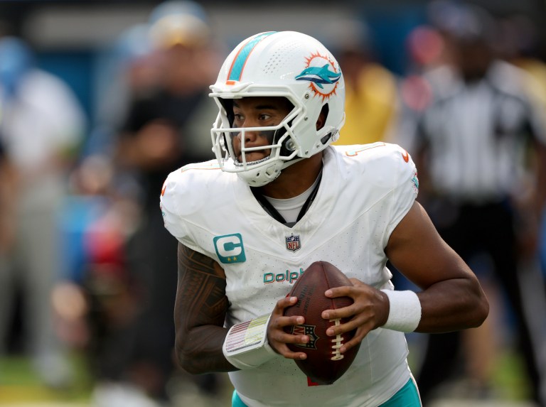 Best player prop bets for Dolphins vs. Patriots in Sunday Night Football in Week 2