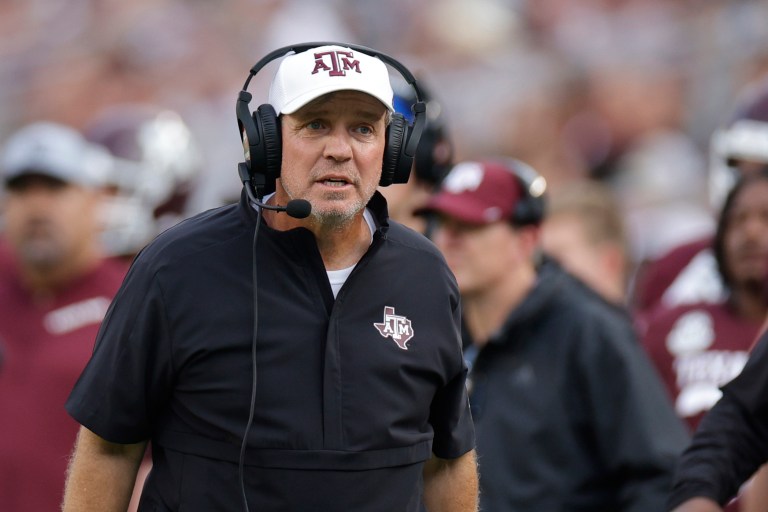 Jimbo Fisher the 12th Man on defense for Auburn’s scoop-n-score