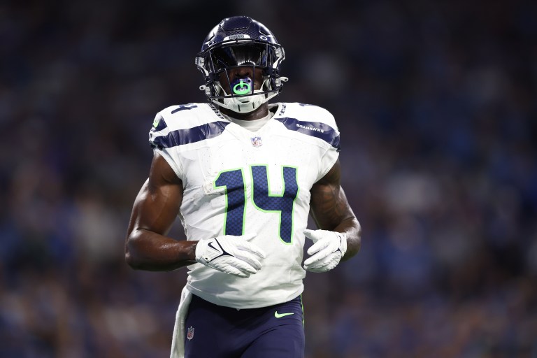 DK Metcalf is ACTIVE for Week 3 vs. Panthers
