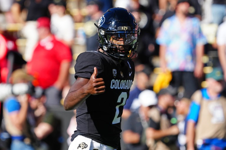 Shedeur Sanders does Deion shuffle after fourth-quarter touchdown against Nebraska