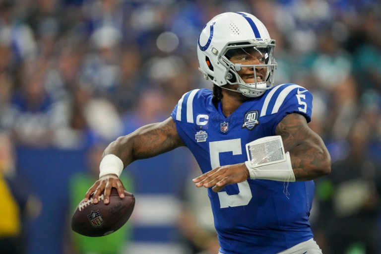 Colts QB Anthony Richardson takes big hit, exits late in Week 1 vs. Jaguars