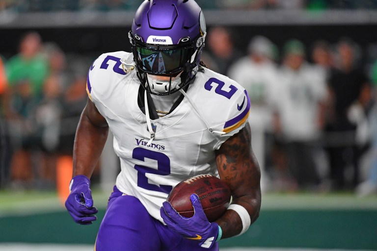 What to do with Alexander Mattison after back-to-back duds in fantasy football