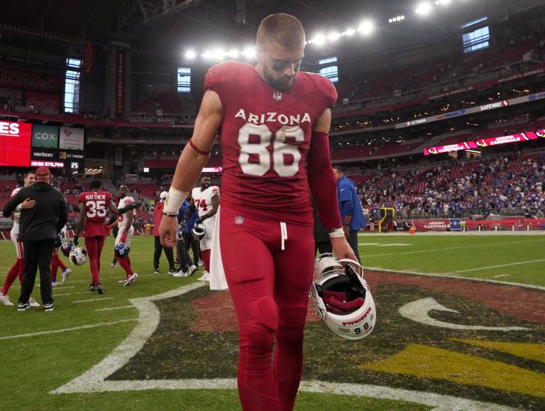 Zach Ertz start or sit: Week 3 fantasy football advice