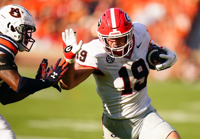 NFL draft stock: Georgia TE Brock Bowers dominates Auburn to keep Bulldogs undefeated