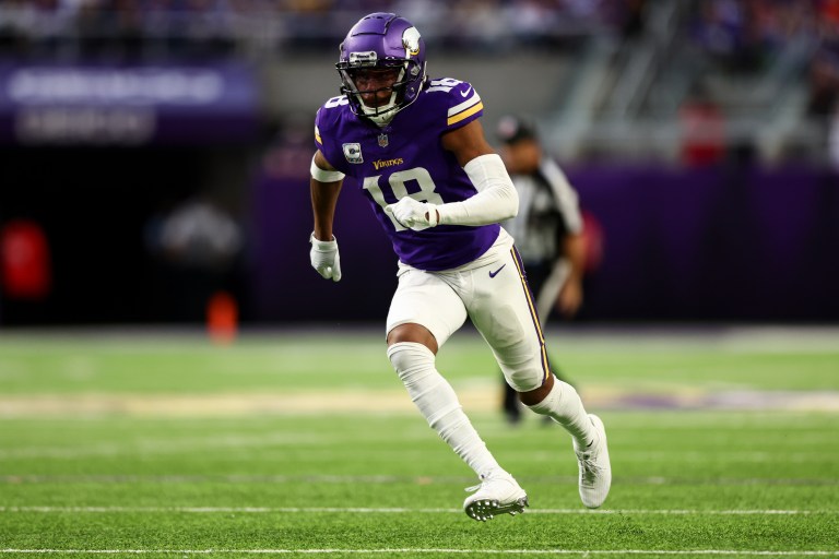 Justin Jefferson going on IR, to miss at least four weeks with hamstring injury