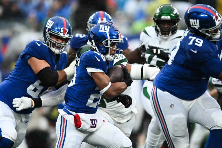 Tracking latest rumors, news for RBs going into 2023 NFL Trade Deadline