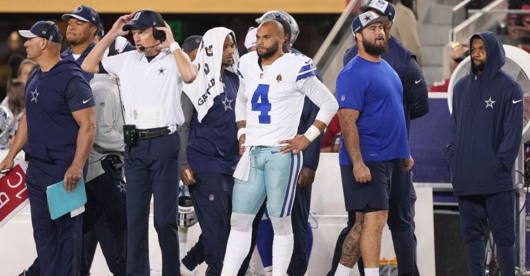 David Helman joins GoJo and Golic to preview Monday Night Football: Is Dak in trouble in Dallas?