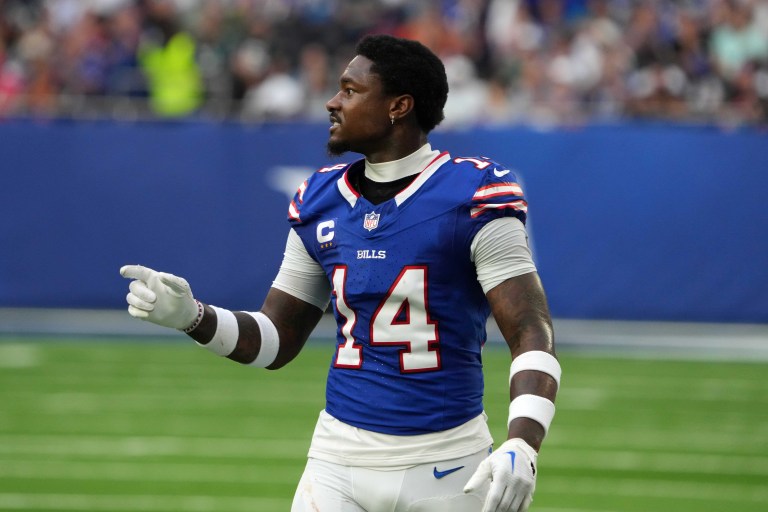 NFL DFS Showdown picks, lineup strategy for Giants vs. Bills on Sunday Night Football in Week 6