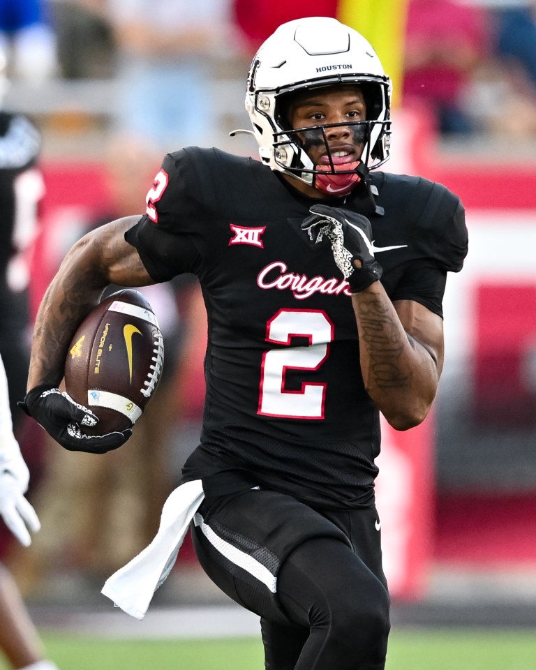 Houston beats West Virginia on last second Hail Mary in the Big 12 finish of the year