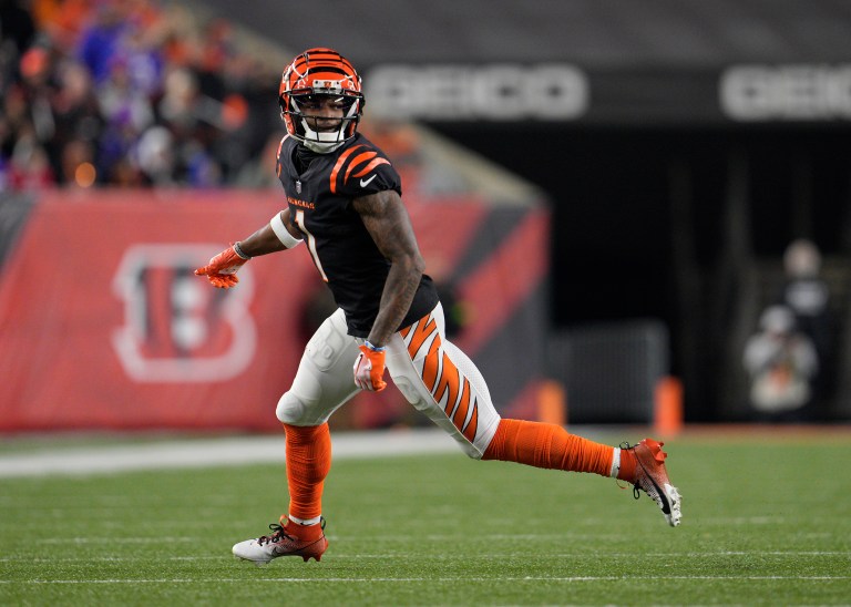 Bengals WR Ja’Marr Chase returns to practice for the first time in training camp