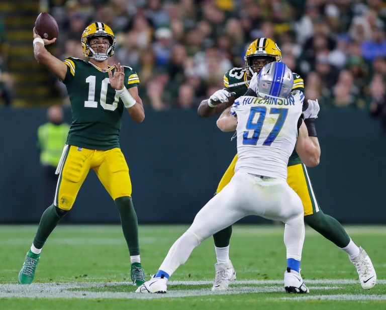 Pick against the spread for Packers vs. Lions in Week 12 of 2023 NFL season