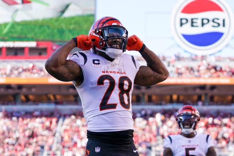Joe Mixon is ACTIVE for Week 9 vs. Bills