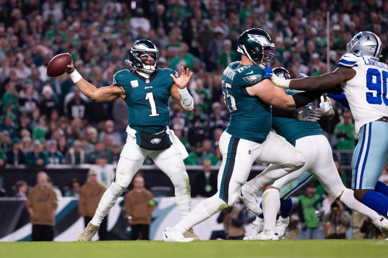 NFL Best Bets Today: DK Network Betting Group Picks for Monday Night Football on DraftKings Sportsbook