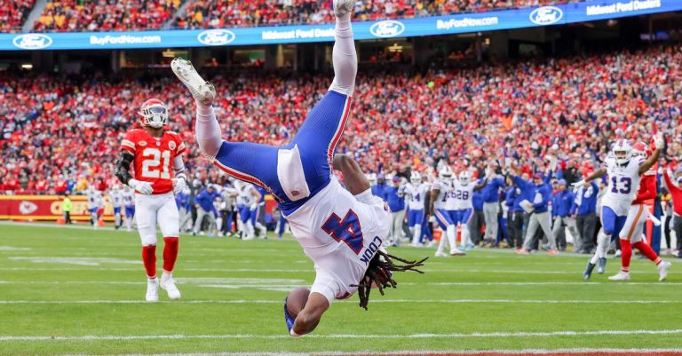 Fantasy Football Value Picks: NFL Week 16 Fantasy Start/Sits, DraftKings DFS Value Picks