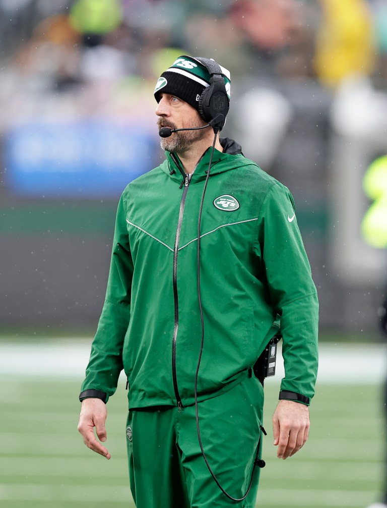 Report: Jets QB Aaron Rodgers set to be medically cleared for Week 16