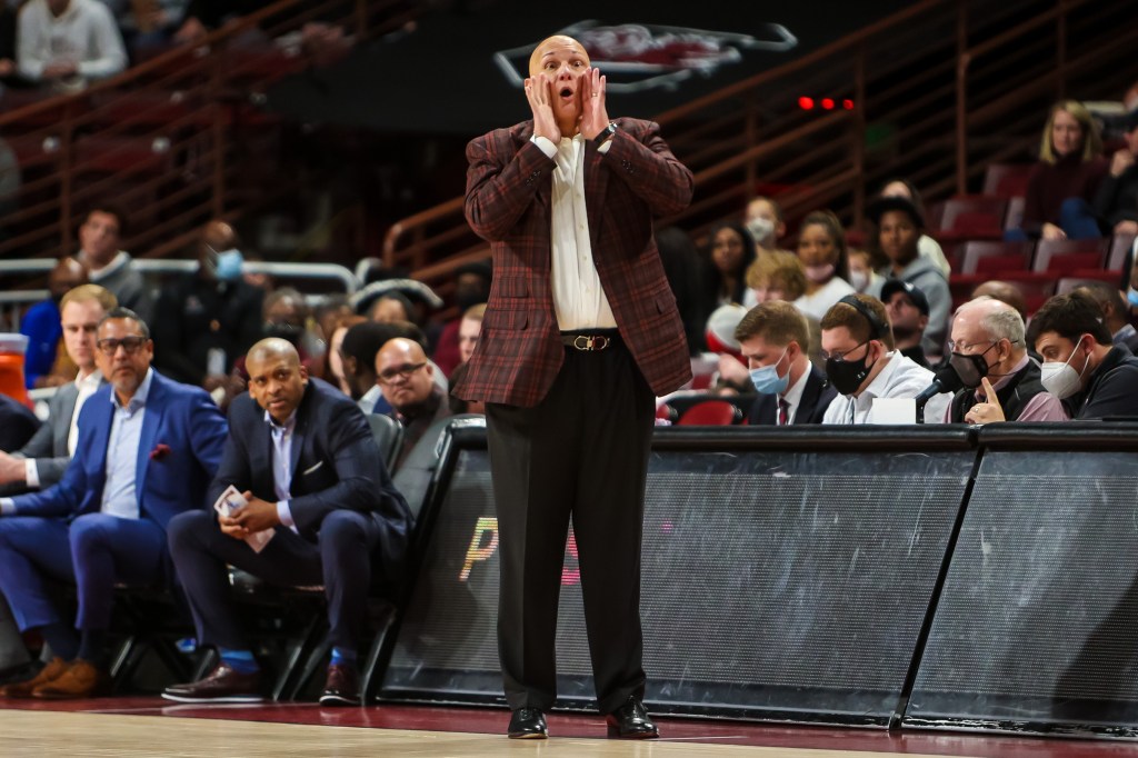 Pick on the Spread for Old Dominion-Massachusetts on December 24