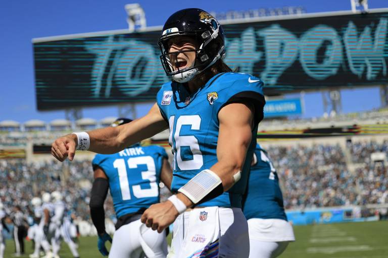 GoJo and Golic preview Monday Night Football: Can the Jags keep their foot on the gas?