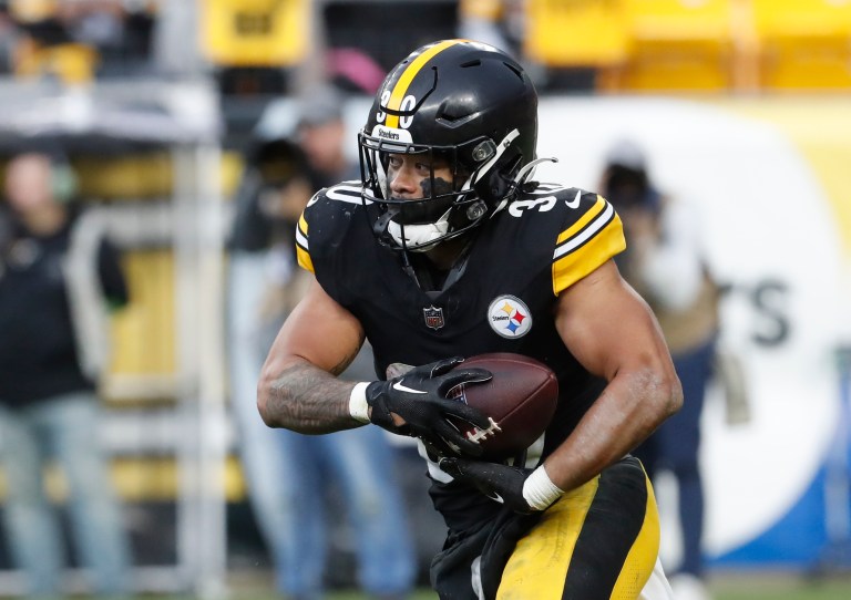 Thursday NFL Best Bets Today: DK Network Betting Group Picks for December 7 on DraftKings Sportsbook