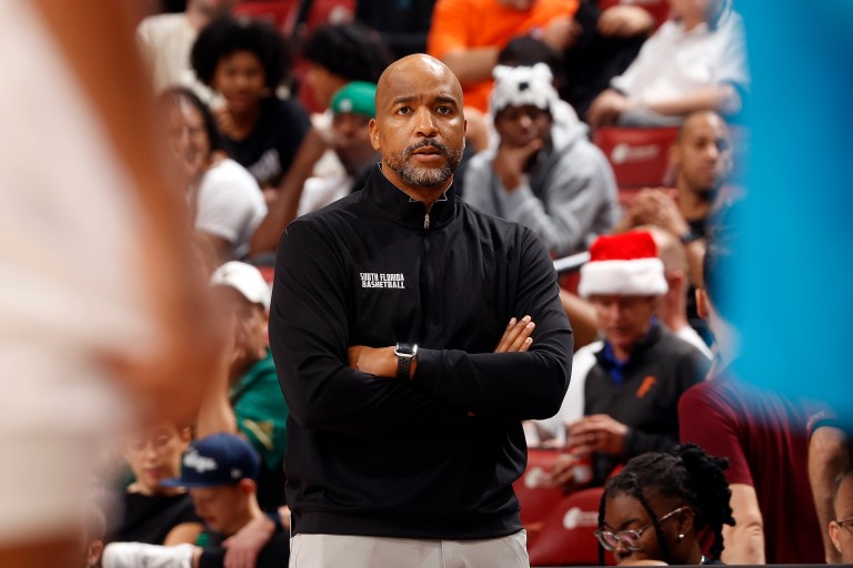 College basketball picks and best bets for January 18