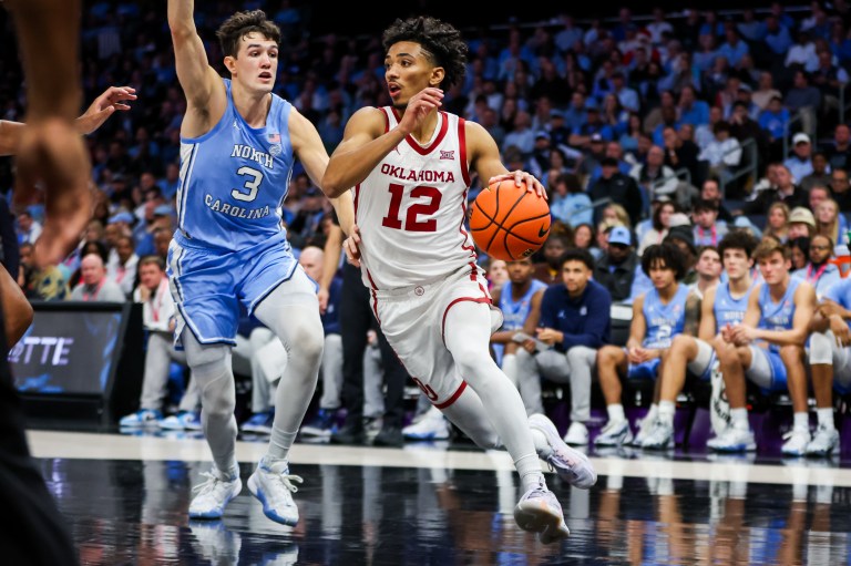 College basketball expert pick for No. 9 Oklahoma vs. No. 3 Kansas on Saturday