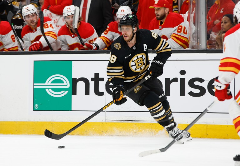 DraftKings NHL Pick6 Fantasy Hockey Picks: Top Plays and Projections for Today, February 8